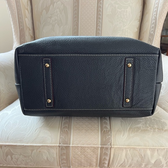 NEW Dooney and Bourke Leather Logo Lock Shoulder Bag+ Large Frame Purse. - Picture 3 of 9